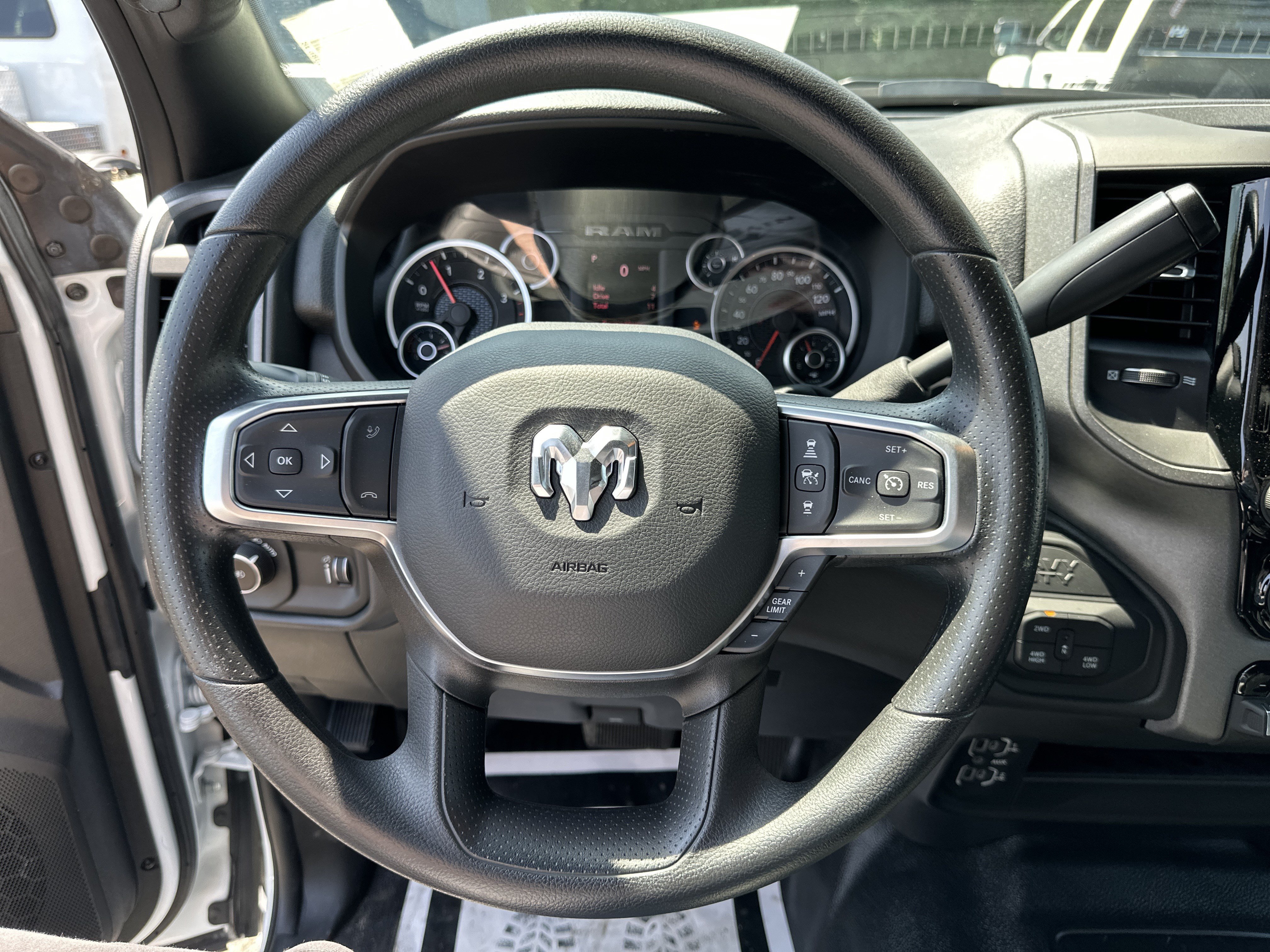 New 2025 RAM 4500 Tradesman AWD/4WD image 10