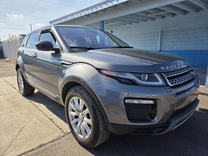 Used 2019 Land Rover Range Rover Evoque SE image 1