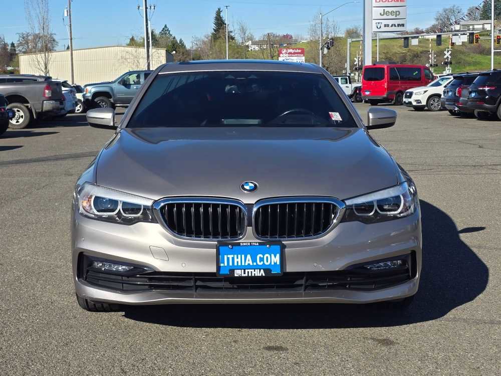 Used 2018 BMW 530i w/ Premium Package image 8
