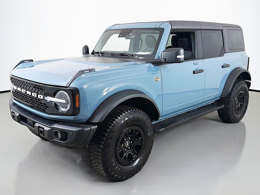 Used 2023 Ford Bronco Wildtrak image 8