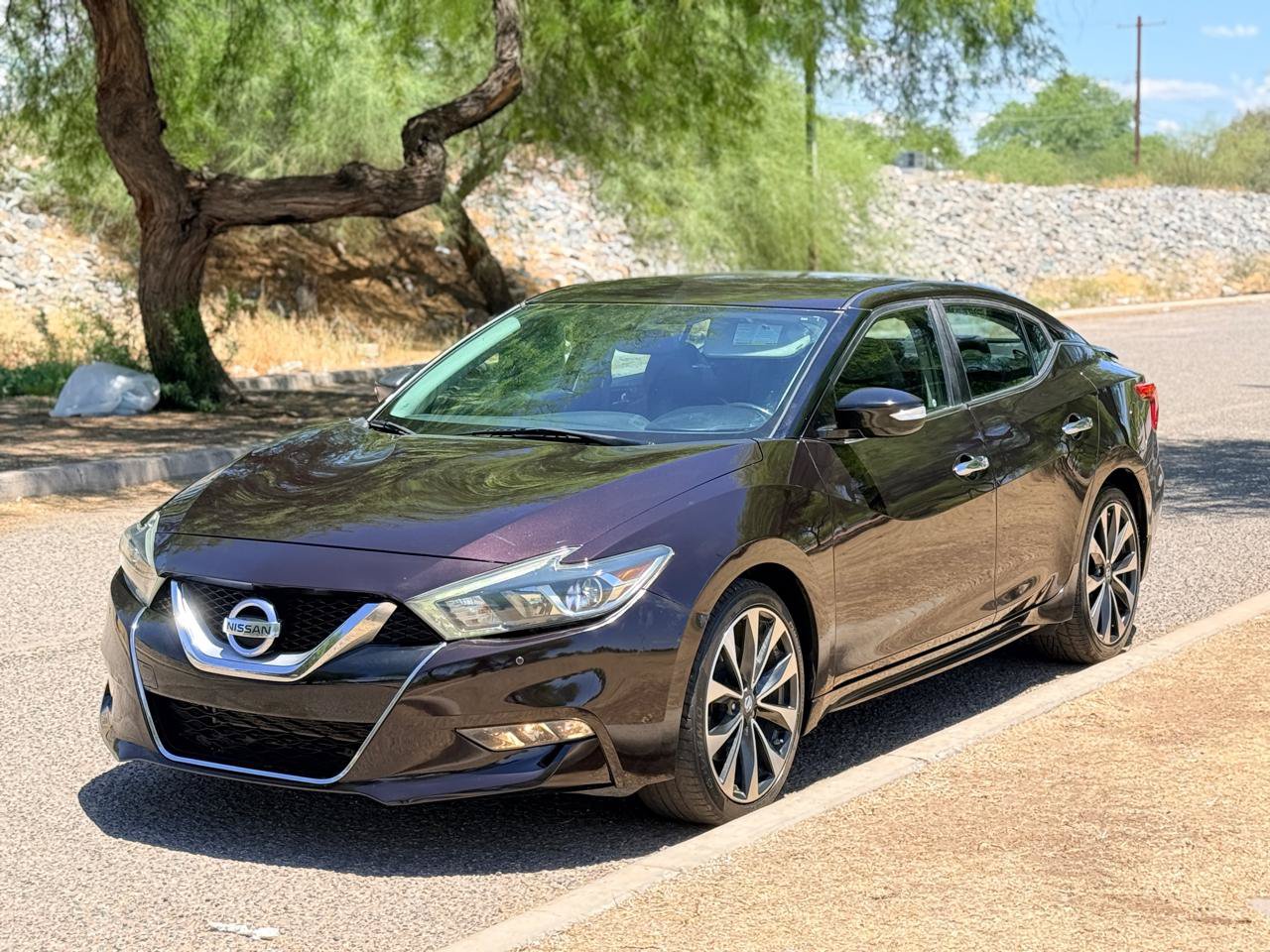 Used 2016 Nissan Maxima SR FWD image 1