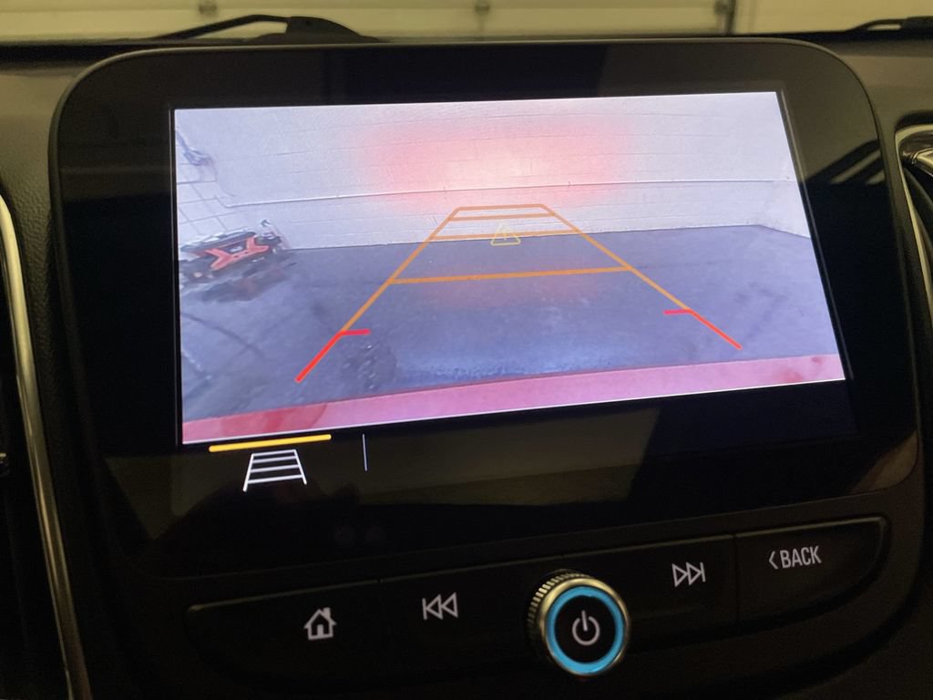 Used 2020 Chevrolet Malibu Premier FWD image 9