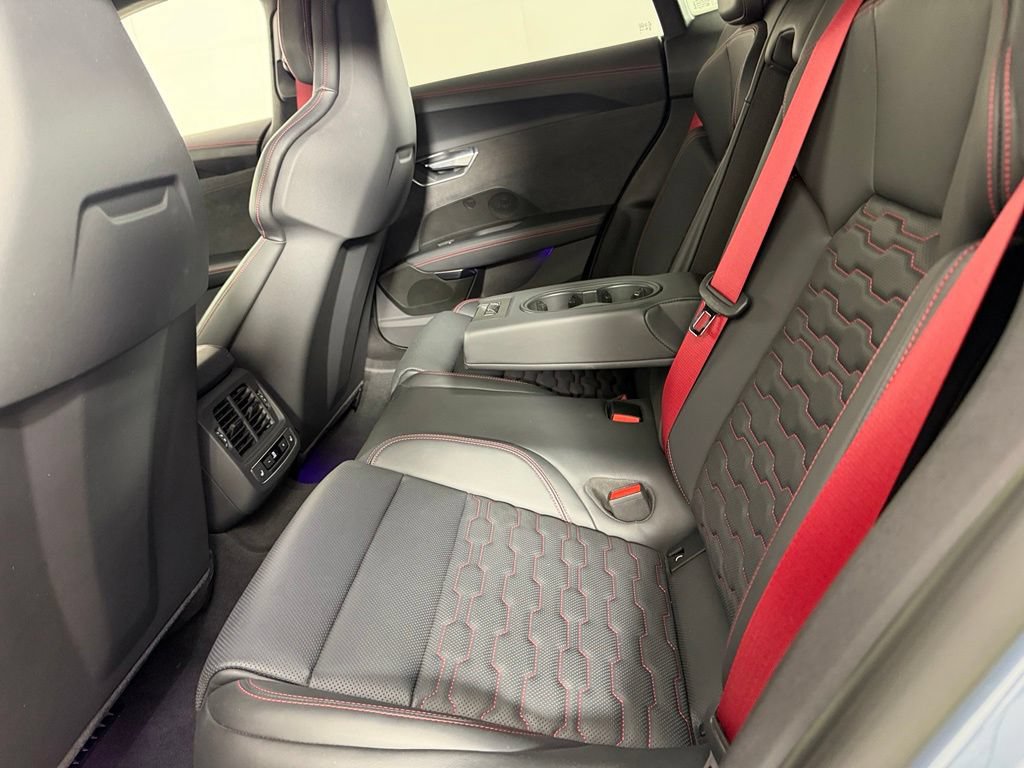 Used 2022 Audi RS e-tron GT w/ Year 1 Package AWD/4WD image 28