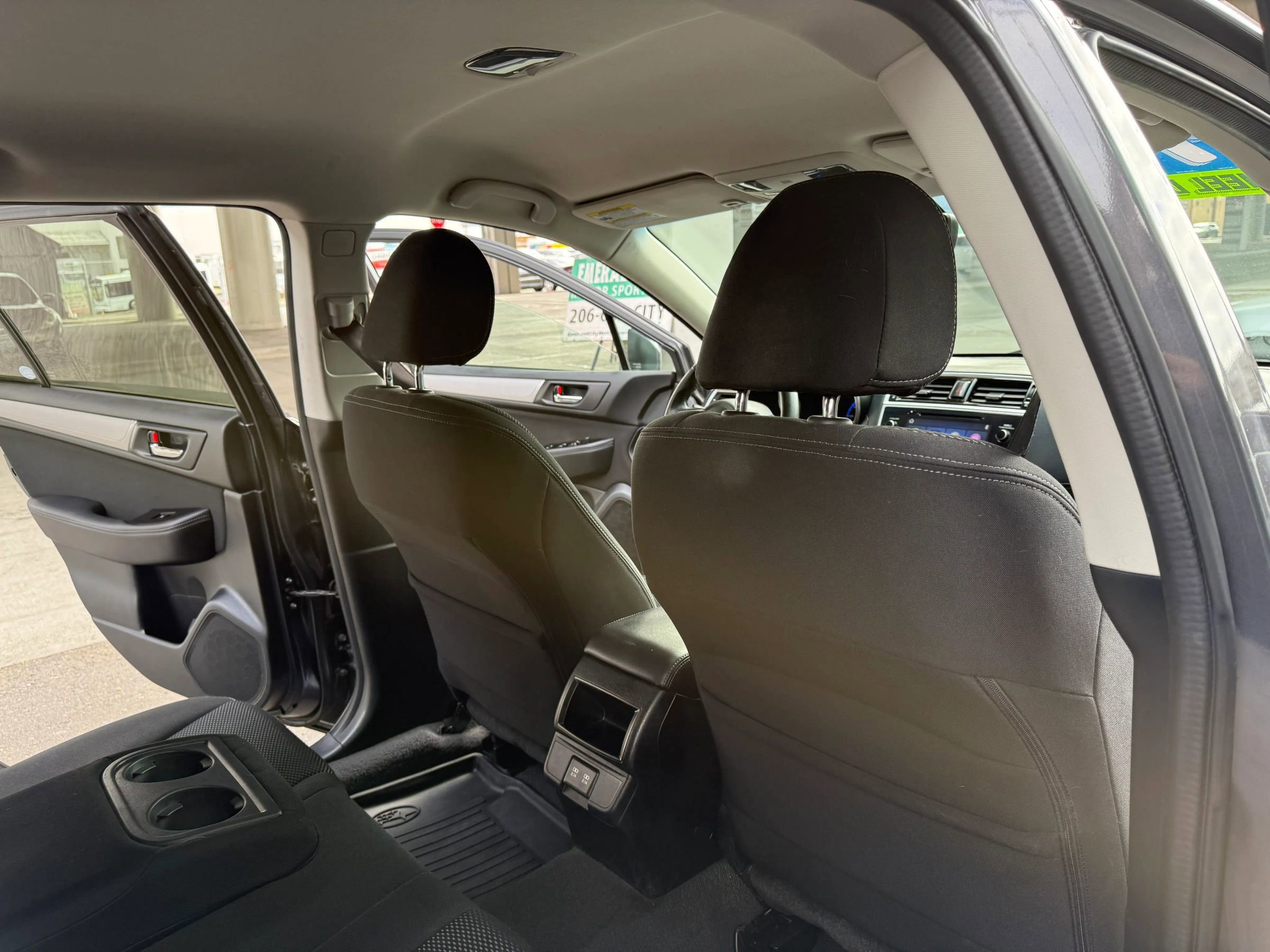 Used 2019 Subaru Outback 2.5i Premium w/ Popular Package #2 AWD/4WD image 18
