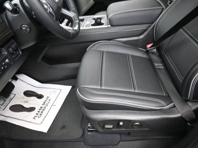 Used 2024 GMC Sierra EV Denali image 15