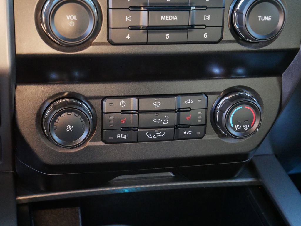 Certified 2019 Ford F150 XLT w/ Equipment Group 302A Luxury image 23