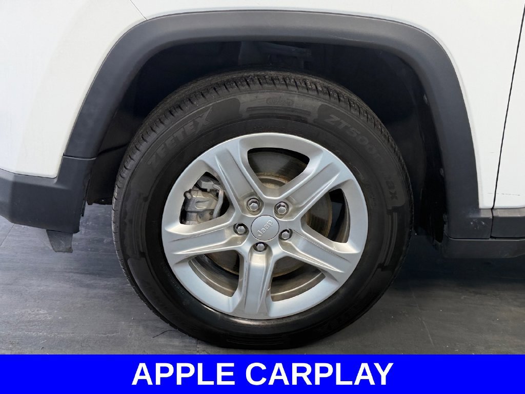 Used 2024 Jeep Compass Latitude AWD/4WD image 4