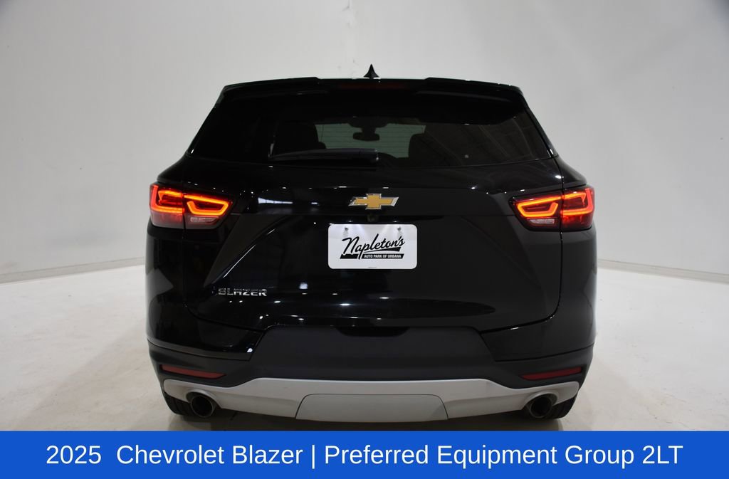 Used 2025 Chevrolet Blazer LT image 5