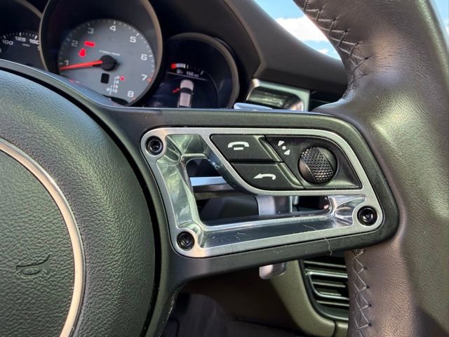 Used 2020 Porsche Macan S image 16