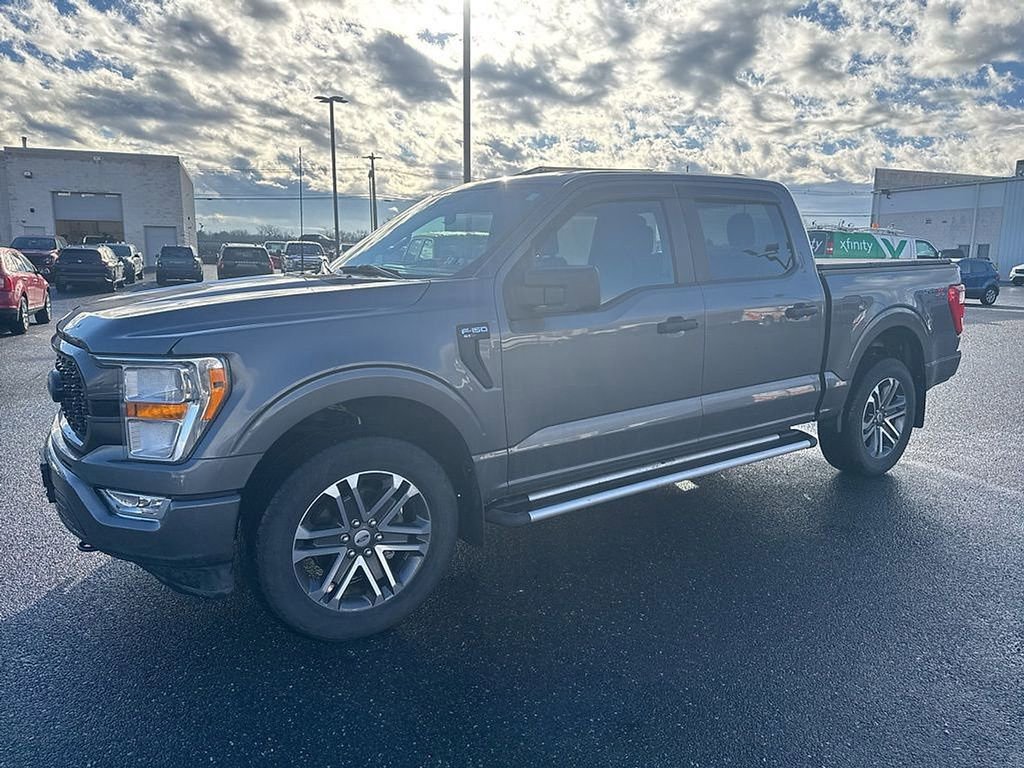 Used 2021 Ford F150 XL w/ STX Appearance Package image 2