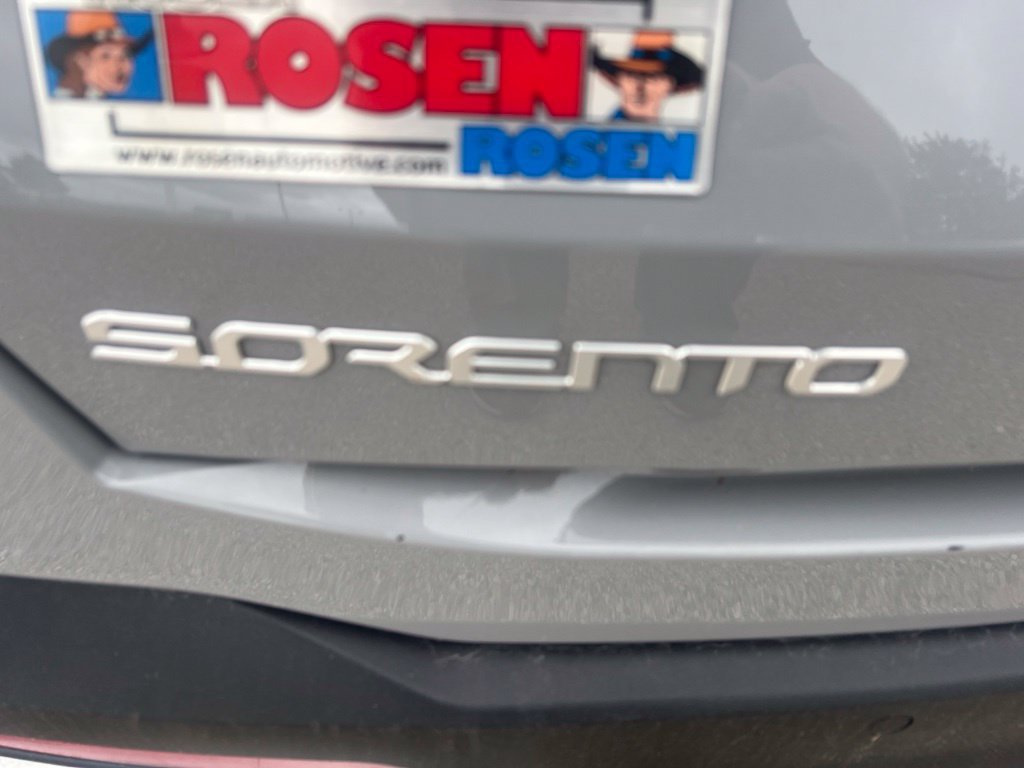 Certified 2024 Kia Sorento S FWD image 30