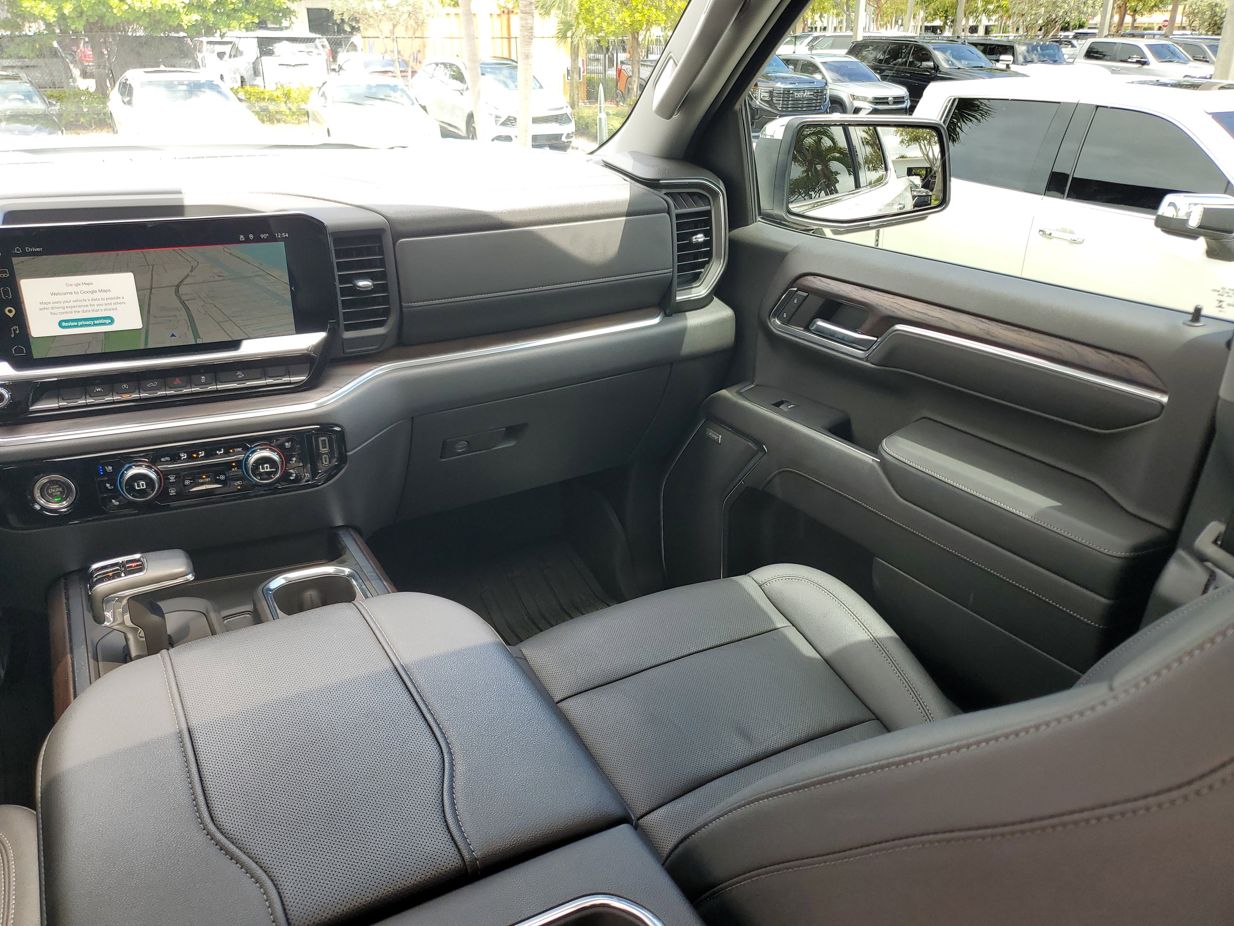 Certified 2023 GMC Sierra 1500 SLT w/ SLT Premium Package AWD/4WD image 18