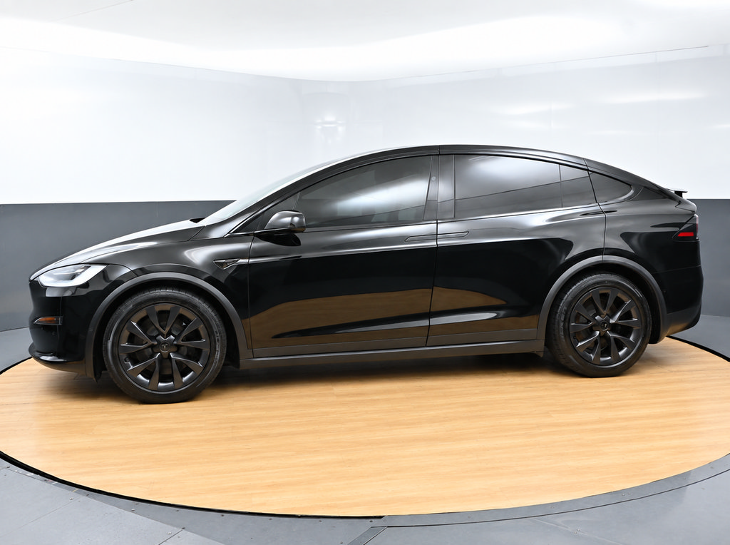 Used 2022 Tesla Model X AWD/4WD image 4