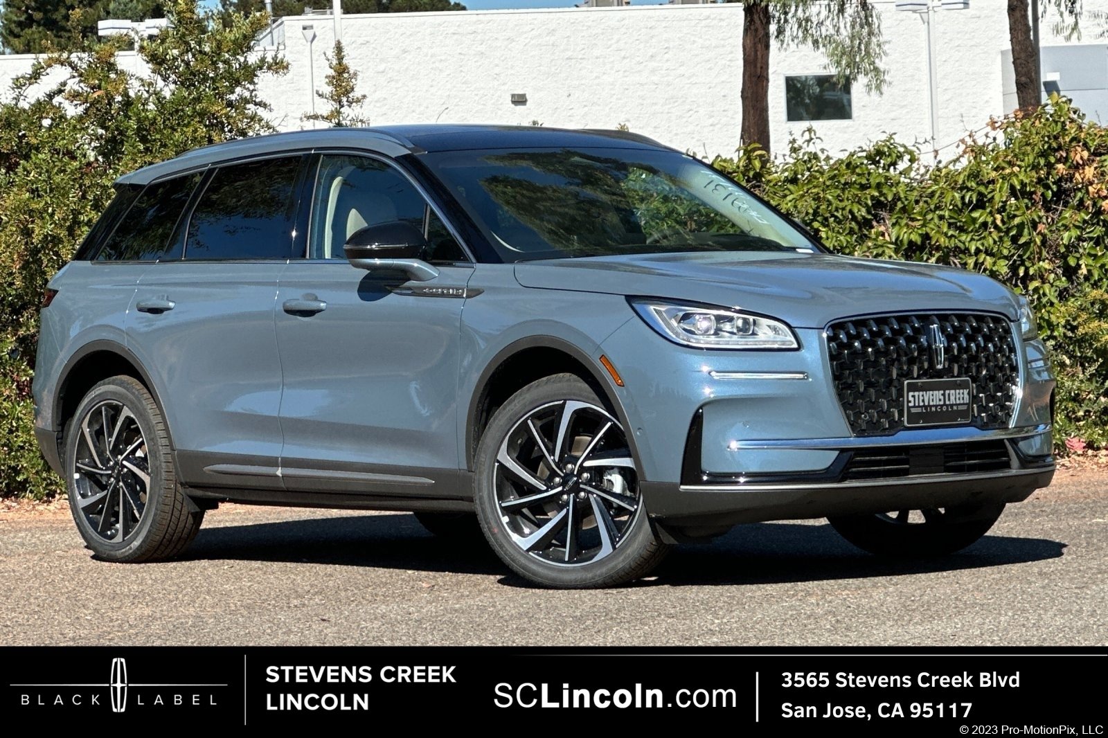 New 2024 Lincoln Corsair Reserve w/ Equipment Group 202A