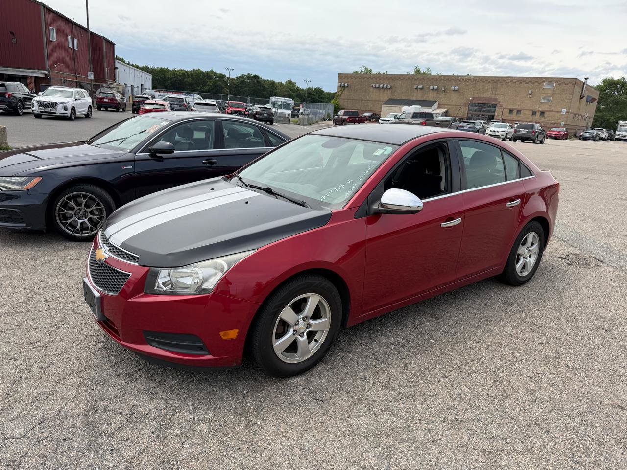 Used 2014 Chevrolet Cruze LT w/ Technology Package FWD image 1