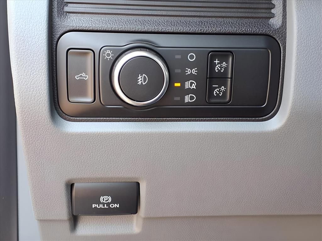 New 2024 Ford F550 2WD Regular Cab Super Duty image 21