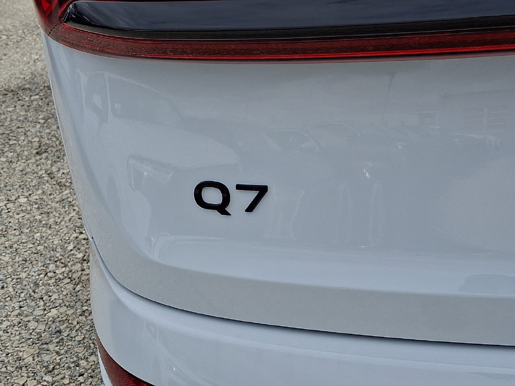 New 2026 Audi Q7 2.0T Premium AWD/4WD image 14