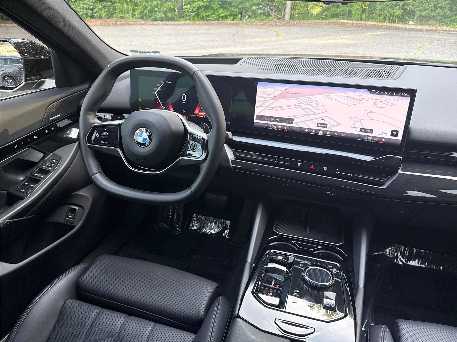 Used 2024 BMW 530i w/ Premium Package RWD image 14