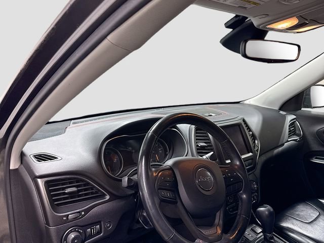 Used 2021 Jeep Cherokee Trailhawk w/ Comfort/Convenience Group image 11