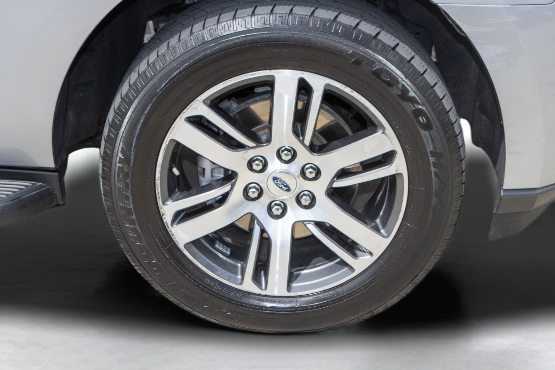 Used 2024 Ford Expedition Limited image 40