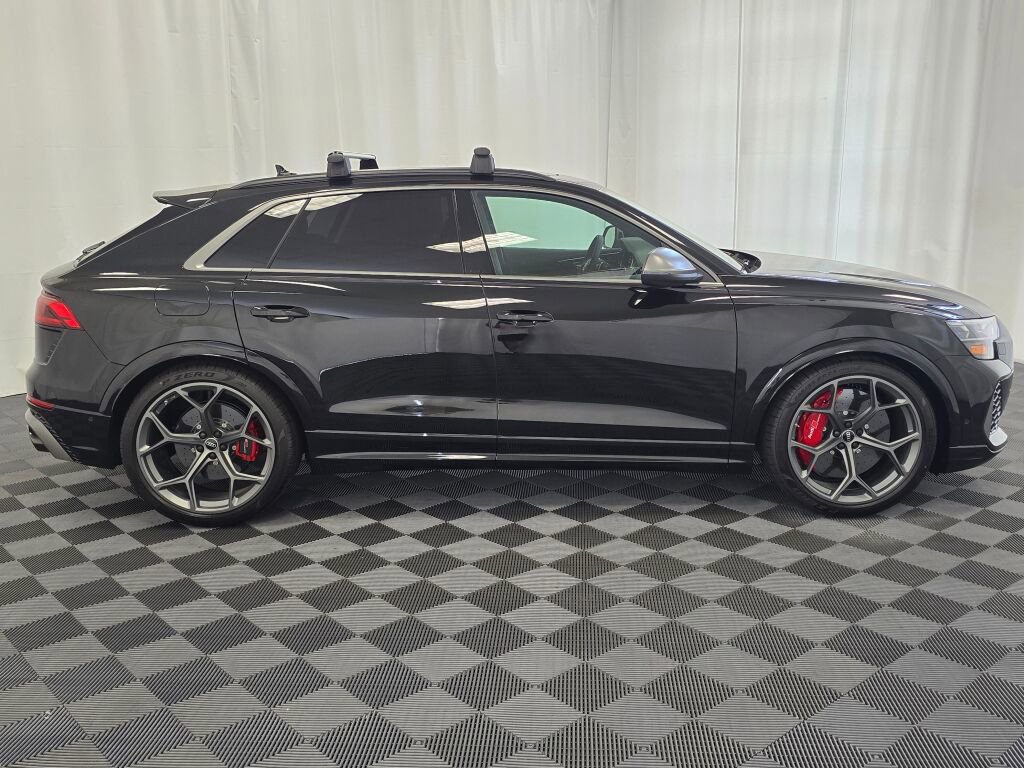 New 2025 Audi RS Q8 performance image 7