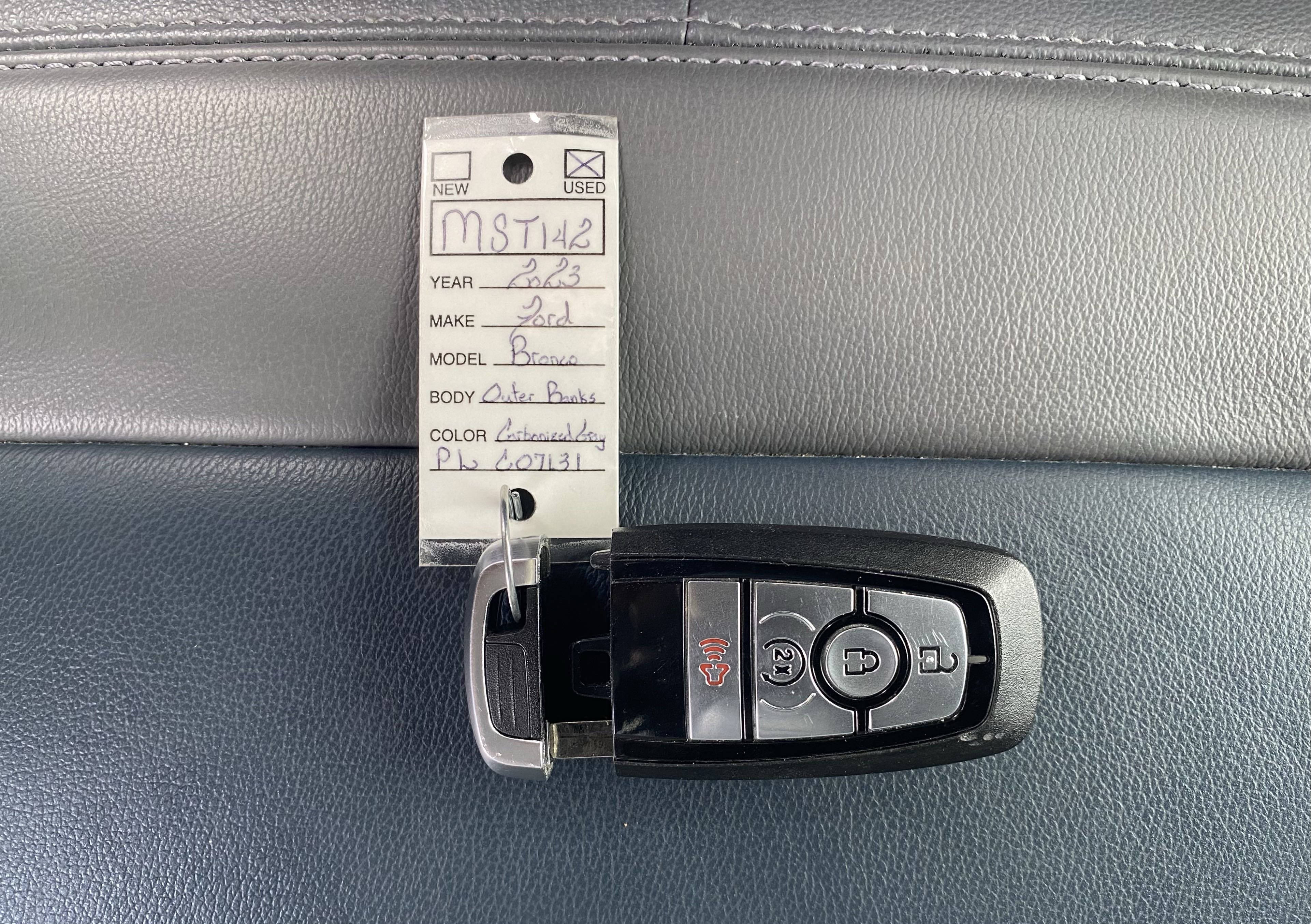 Used 2023 Ford Bronco Outer Banks image 44