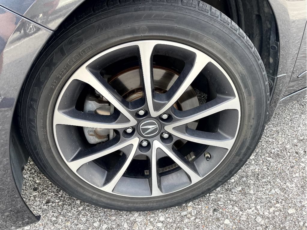 Used 2015 Acura TLX V6 w/ Technology Package FWD image 6