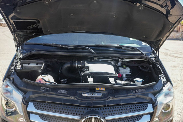 Used 2017 Mercedes-Benz Sprinter 3500 image 15