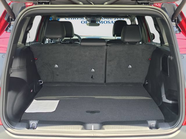 New 2026 Jeep Cherokee Overland w/ Trailer Tow Group AWD/4WD image 15