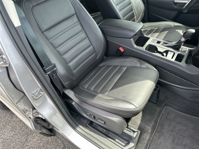 Used 2017 Ford Escape Titanium AWD/4WD image 27