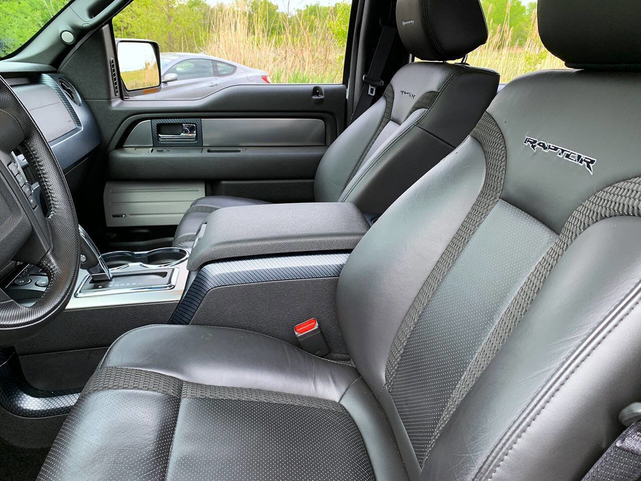 Used 2013 Ford F150 Raptor w/ Luxury Equipment Group AWD/4WD image 11