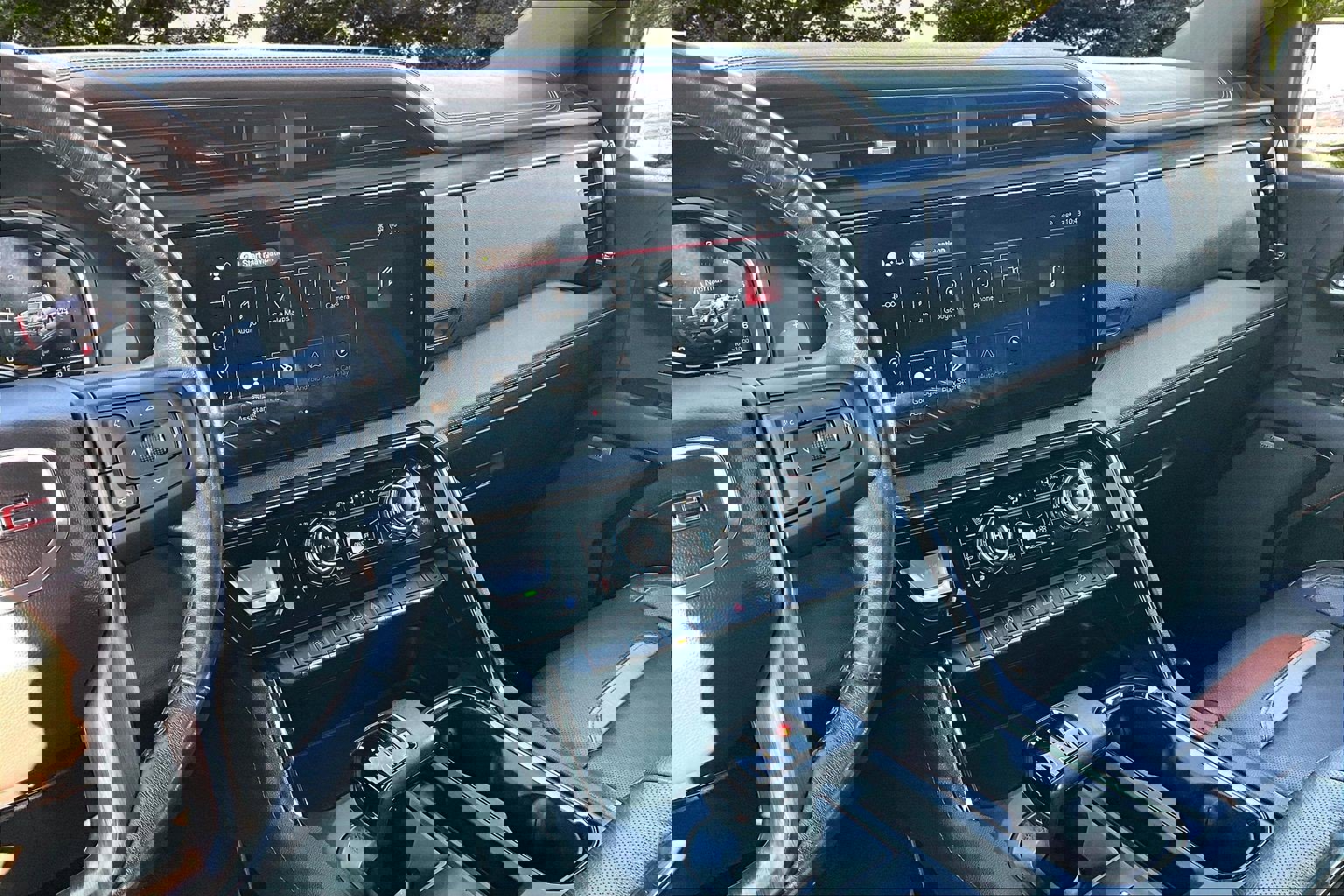 Used 2022 GMC Sierra 1500 AT4 image 11