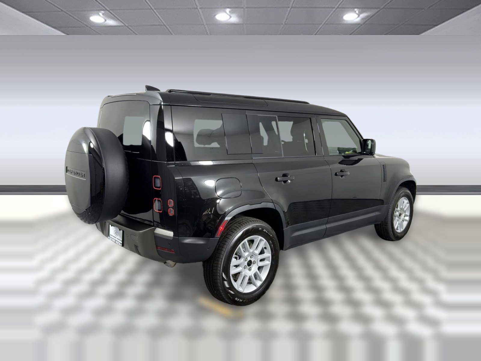 Used 2026 Land Rover Defender 110 S AWD/4WD image 8