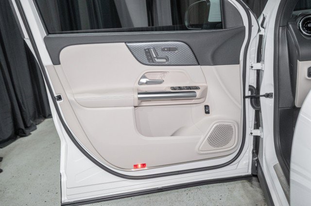 Certified 2026 Mercedes-Benz GLA 250 image 9