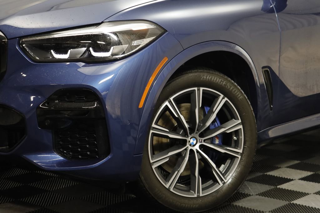 Certified 2023 BMW X5 xDrive40i w/ M Sport Package image 3