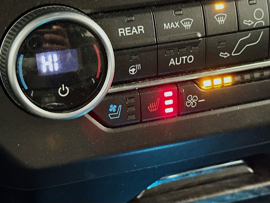 Used 2021 Ford Expedition Max Limited image 30