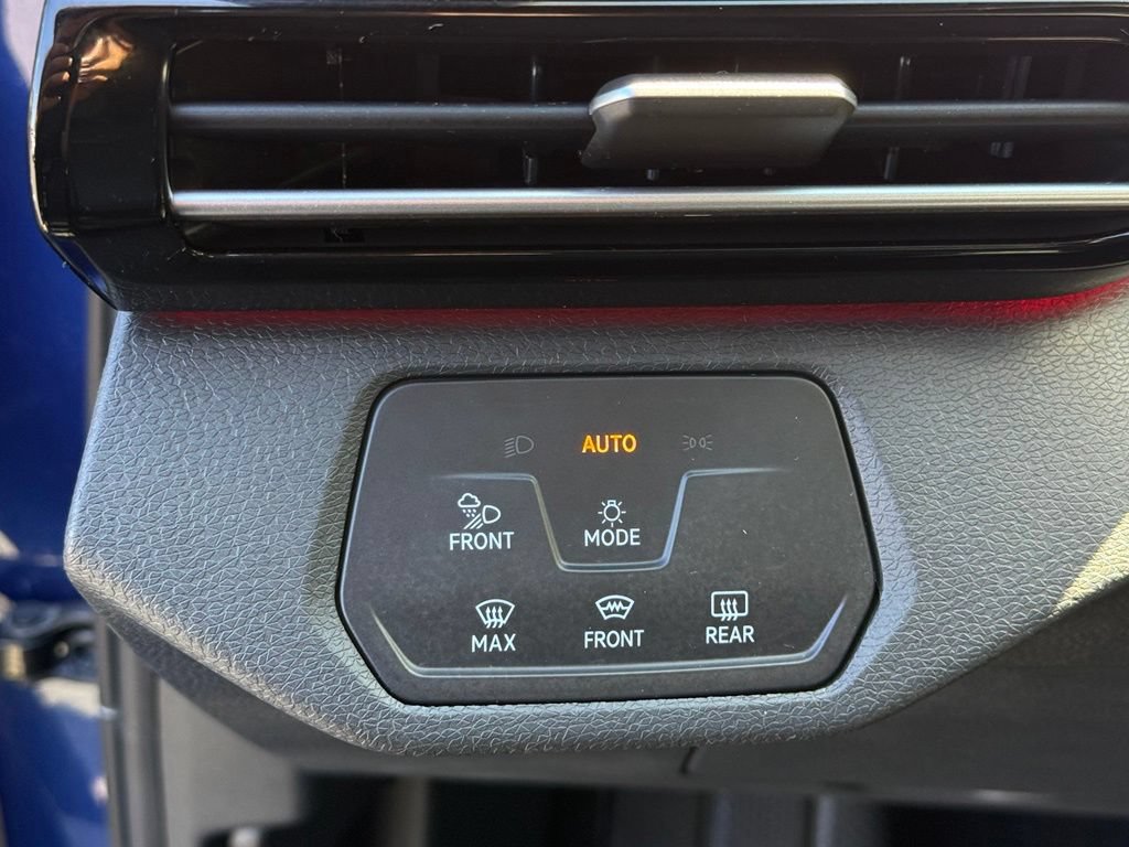Used 2022 Volkswagen ID.4 Pro S AWD/4WD image 14