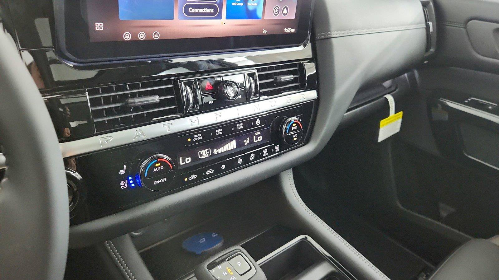 New 2026 Nissan Pathfinder Platinum AWD/4WD image 36