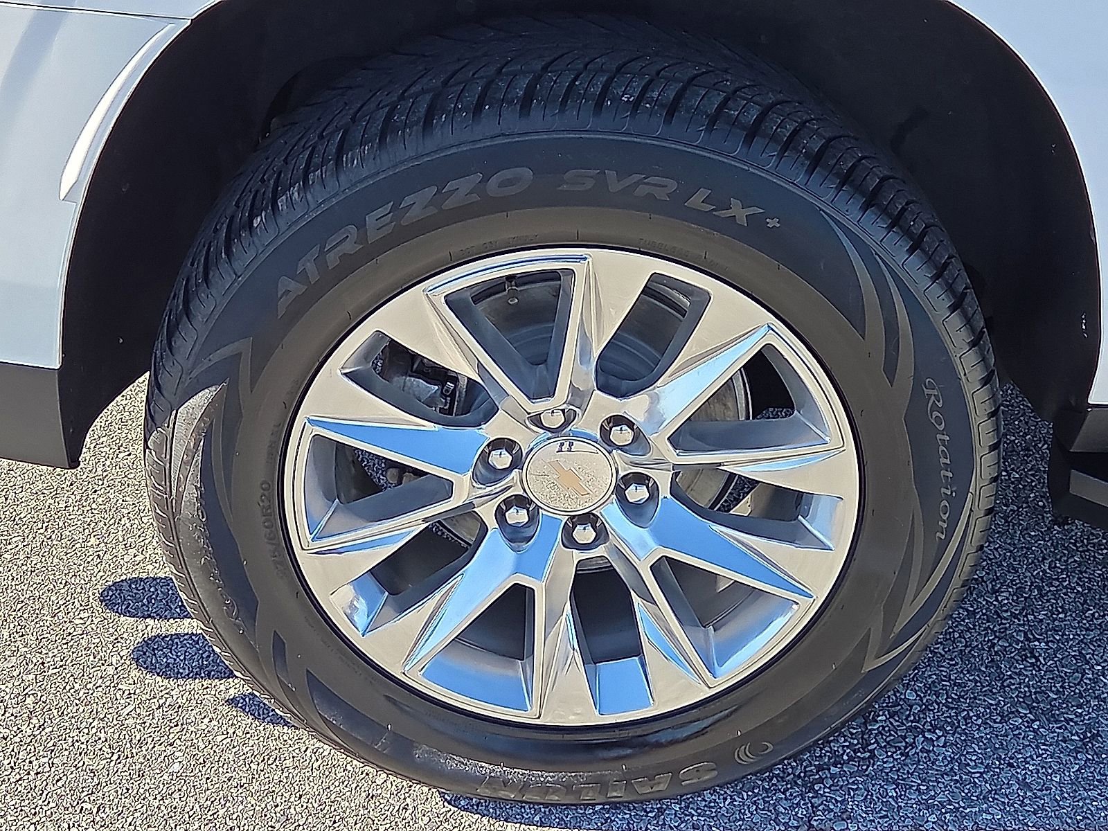 Certified 2023 Chevrolet Suburban Premier image 6