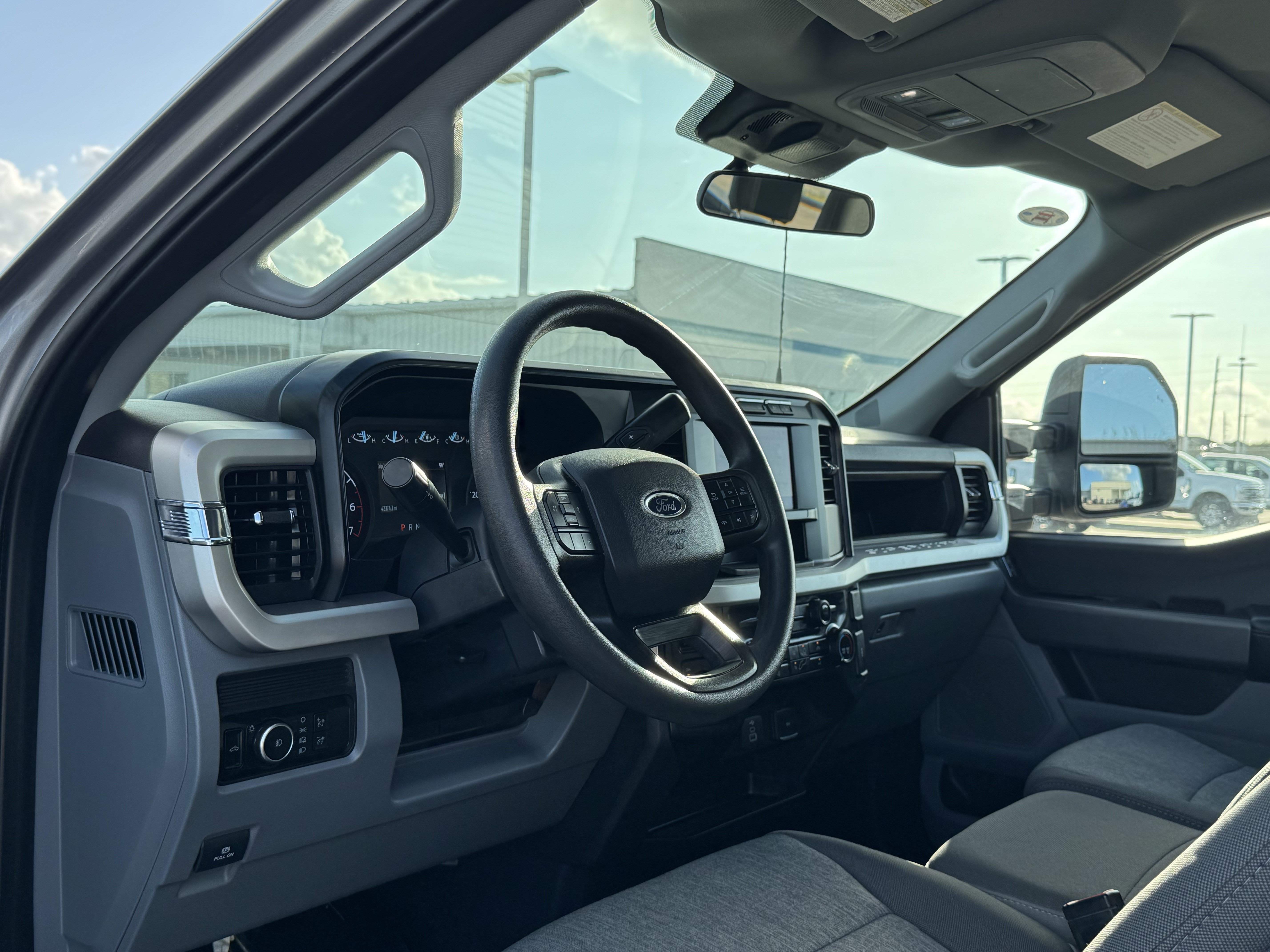Used 2024 Ford F250 XL w/ STX Appearance Package AWD/4WD image 16