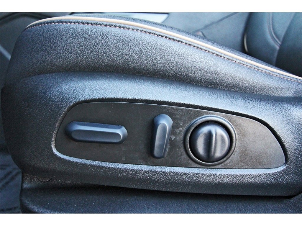 Used 2023 Chevrolet Blazer Premier w/ Driver Confidence II Package image 28