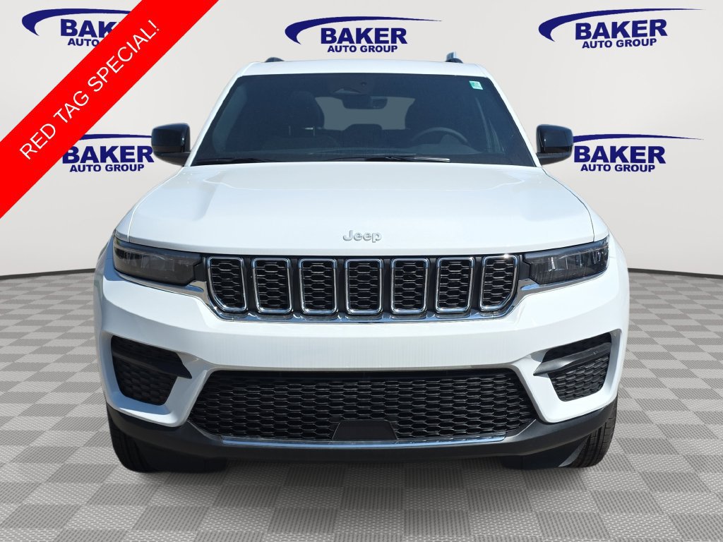New 2026 Jeep Grand Cherokee Laredo X AWD/4WD image 8