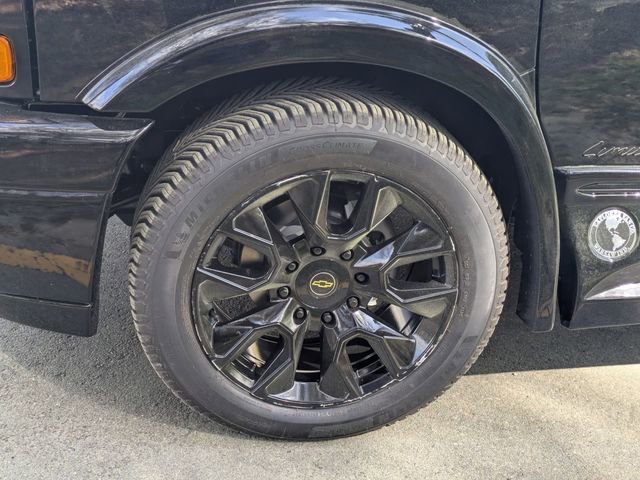 New 2026 Chevrolet Express 2500 Extended w/ Driver Convenience Package image 7