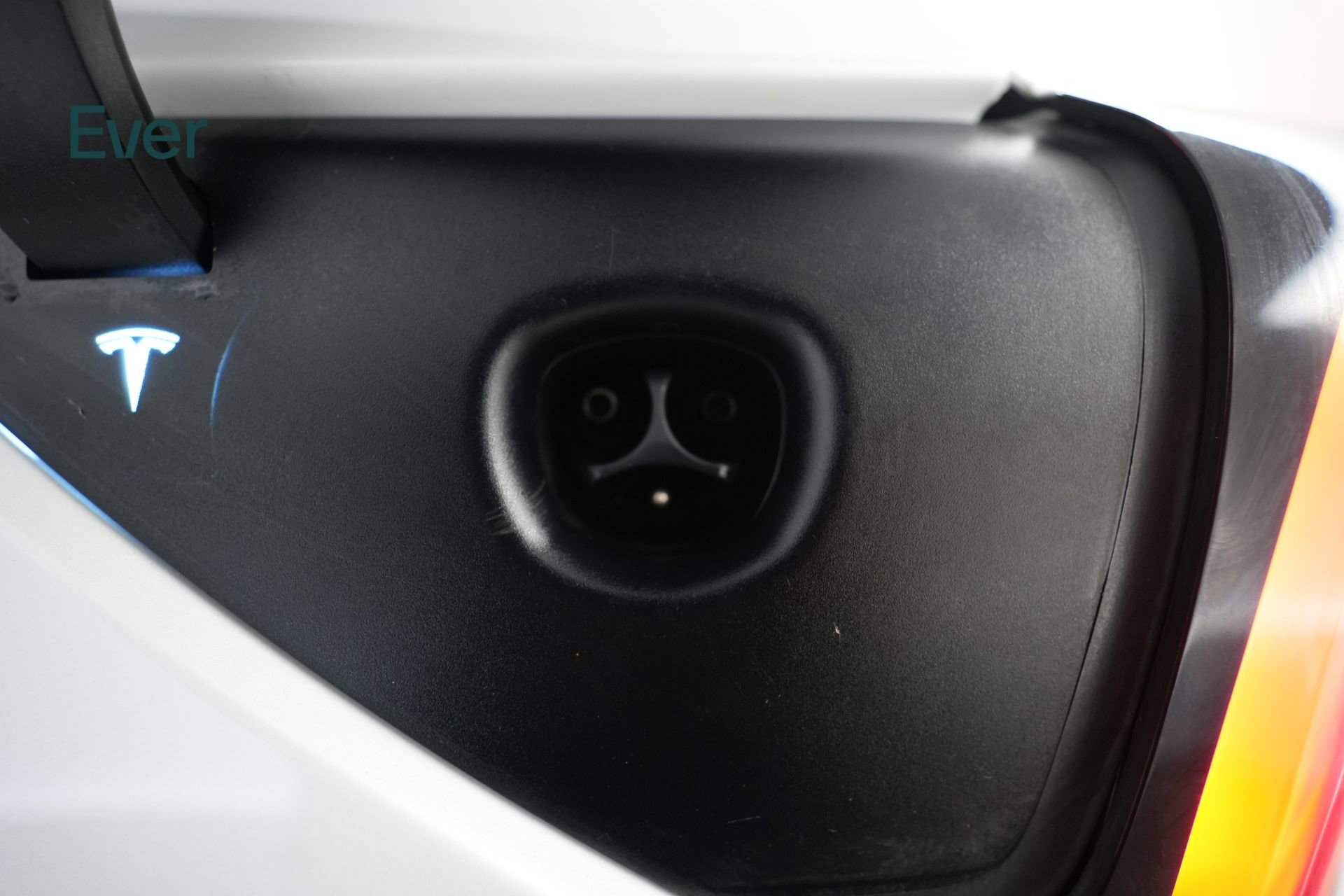 Used 2024 Tesla Model Y Long Range AWD/4WD image 10