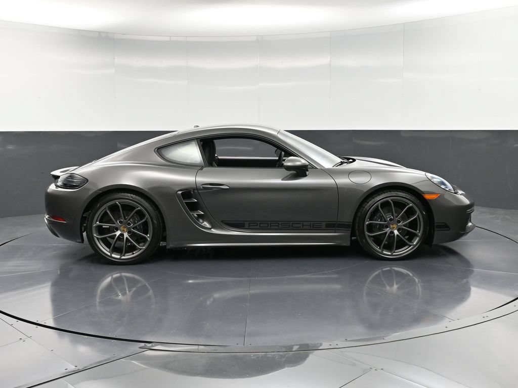 New 2025 Porsche 718 Cayman RWD image 9