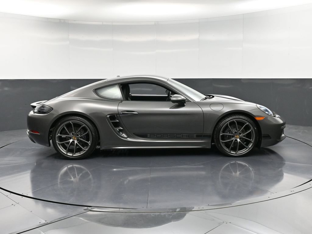 New 2025 Porsche 718 Cayman RWD image 9