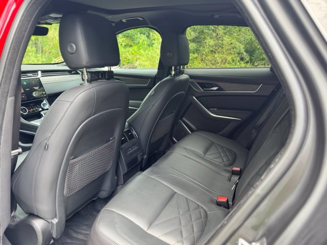 Used 2023 Jaguar F-PACE S AWD/4WD image 13