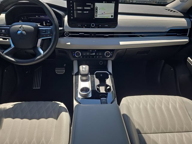 Used 2025 Mitsubishi Outlander SEL FWD image 15