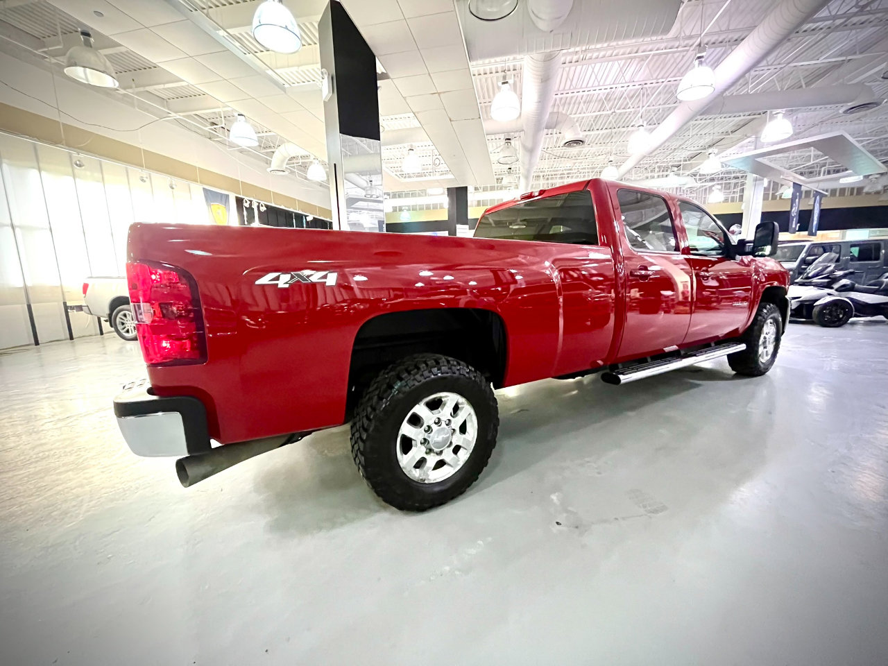 Used 2013 Chevrolet Silverado 3500 LTZ w/ LTZ Plus Package image 5