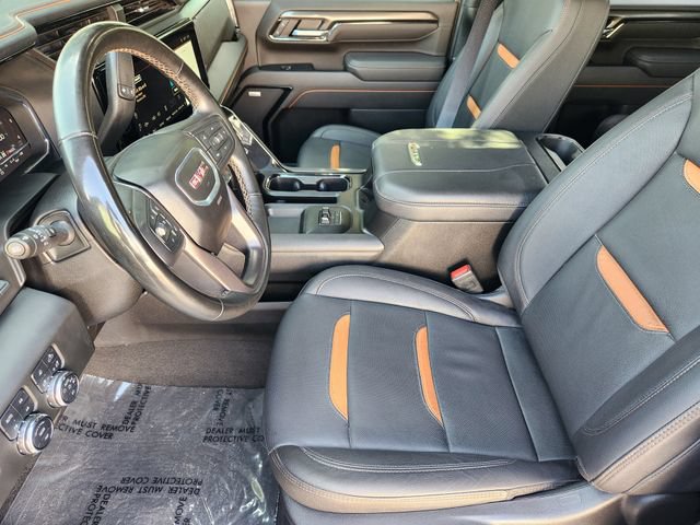 Used 2025 GMC Sierra 2500 AT4 w/ AT4 Premium Plus Package AWD/4WD image 4